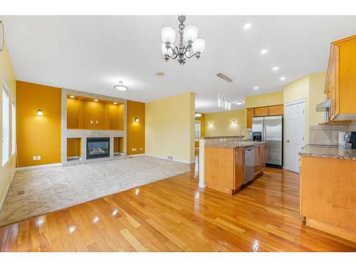 277 Martin Crossing Place Ne, Calgary, AB - Indoor Photo Showing Kitchen