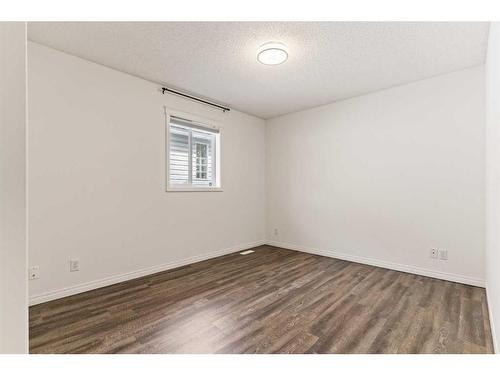 2906 23 Avenue Sw, Calgary, AB - Indoor Photo Showing Other Room