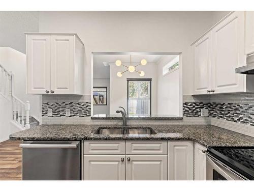 2906 23 Avenue Sw, Calgary, AB - Indoor Photo Showing Kitchen With Double Sink With Upgraded Kitchen