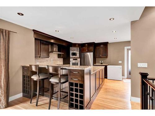 20 Hallmark Place Sw, Calgary, AB - Indoor Photo Showing Kitchen With Stainless Steel Kitchen With Upgraded Kitchen