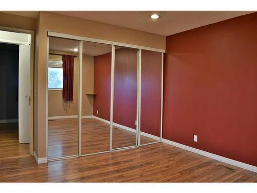 1165 Hunterston Hill Nw, Calgary, AB - Indoor Photo Showing Other Room