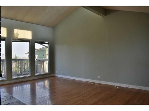 1165 Hunterston Hill Nw, Calgary, AB - Indoor Photo Showing Other Room