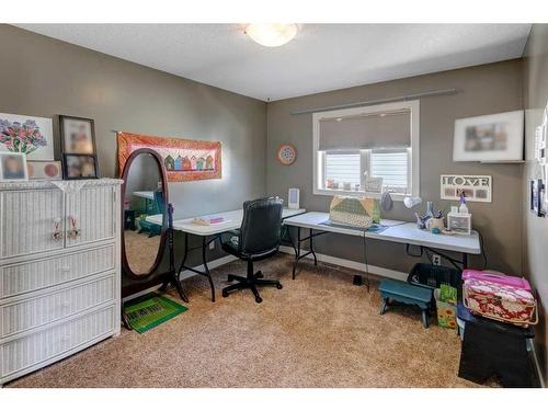 16 Sunset Close, Cochrane, AB - Indoor Photo Showing Office