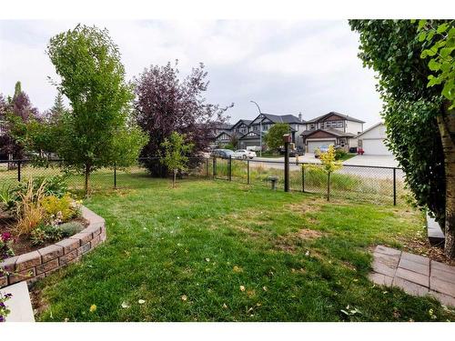 16 Sunset Close, Cochrane, AB - Outdoor