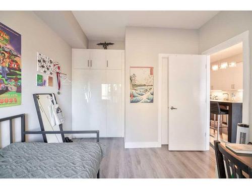 205-515 4 Avenue Ne, Calgary, AB - Indoor Photo Showing Bedroom