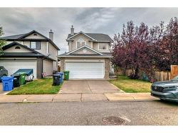 62 Royal Birch Gardens NW Calgary, AB T3G 5H9