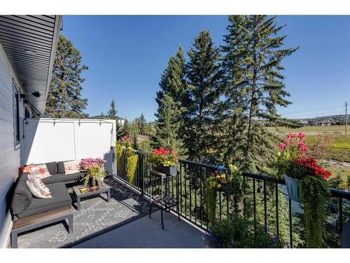 34-130 Discovery Drive Sw, Calgary, AB - Outdoor