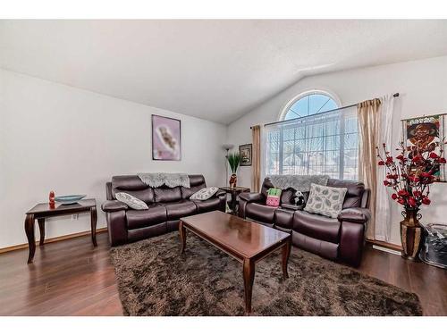 7281 Laguna Way Ne, Calgary, AB - Indoor Photo Showing Living Room