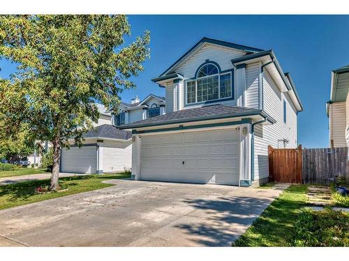 7281 Laguna Way Ne, Calgary, AB - Outdoor