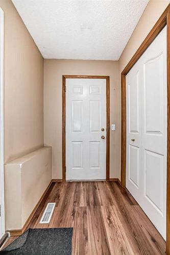 7281 Laguna Way Ne, Calgary, AB - Indoor Photo Showing Other Room