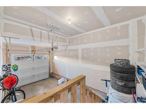 158 Carringvue Park Nw, Calgary, AB - Indoor Photo Showing Garage