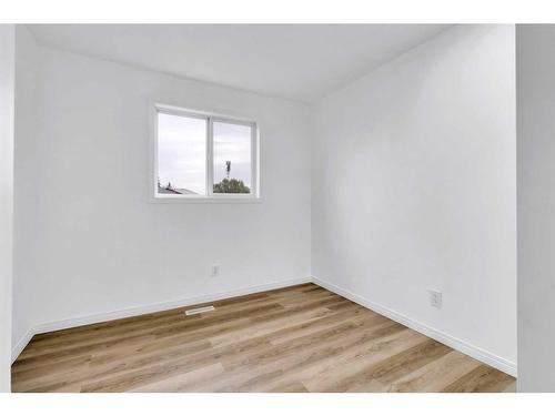 6010 Martingrove Road Ne, Calgary, AB - Indoor Photo Showing Other Room