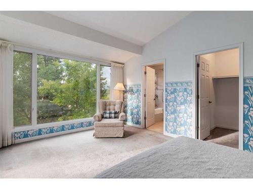 1959 9 Avenue Nw, Calgary, AB - Indoor Photo Showing Bedroom