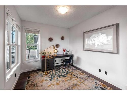 100 Cranridge Crescent Se, Calgary, AB - Indoor Photo Showing Other Room