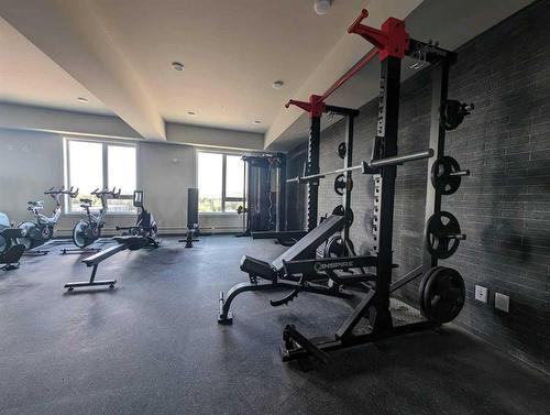 502-3932 University Avenue Nw, Calgary, AB - Indoor Photo Showing Gym Room