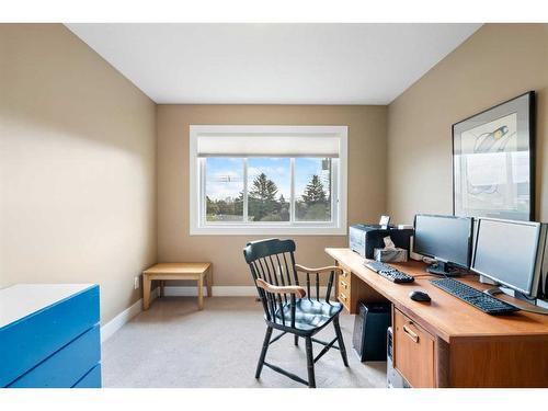 1626A 41 Street Sw, Calgary, AB - Indoor Photo Showing Office