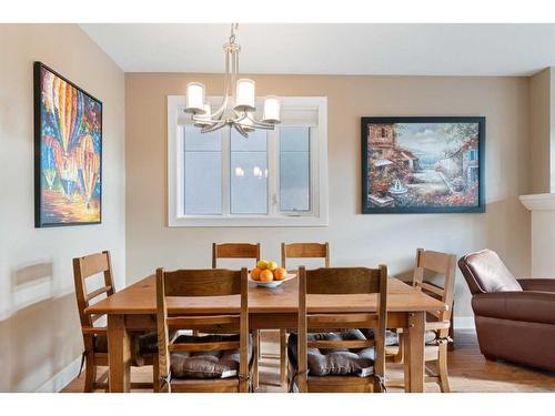 1626A 41 Street Sw, Calgary, AB - Indoor Photo Showing Dining Room