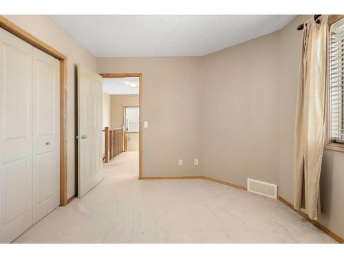 9 Panamount Row Nw, Calgary, AB - Indoor Photo Showing Other Room