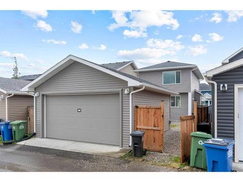 182 Willow Green, Cochrane, AB - Outdoor