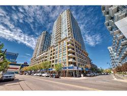 514-222 Riverfront Avenue SW Calgary, AB T2P 0X2