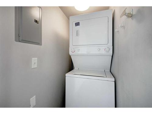 413-535 8 Avenue Se, Calgary, AB - Indoor Photo Showing Laundry Room