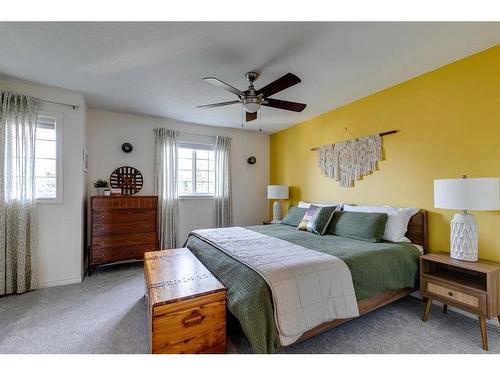 1633 18 Avenue Nw, Calgary, AB - Indoor Photo Showing Bedroom