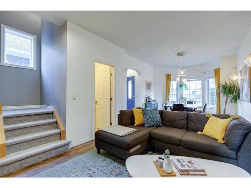 1633 18 Avenue Nw, Calgary, AB - Indoor Photo Showing Living Room