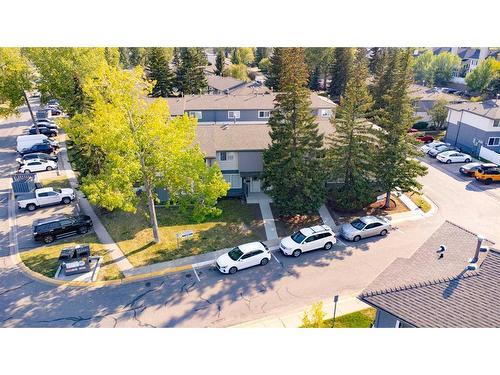 142-999 Canyon Meadows Drive Sw, Calgary, AB - Outdoor