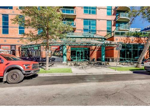 1503-836 15 Avenue Sw, Calgary, AB - Outdoor With Balcony