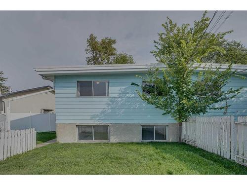 12A Beaver Dam Place Ne, Calgary, AB - Outdoor