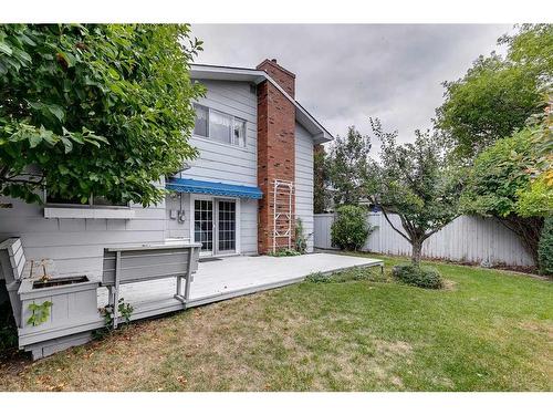 131 Lake Adams Crescent Se, Calgary, AB - Outdoor