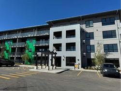 2109-350 Livingston Common NE Calgary, AB T3P 1M5