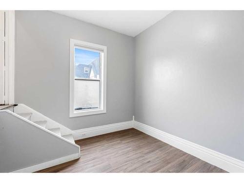 1324 8 Avenue Se, Calgary, AB - Indoor Photo Showing Other Room