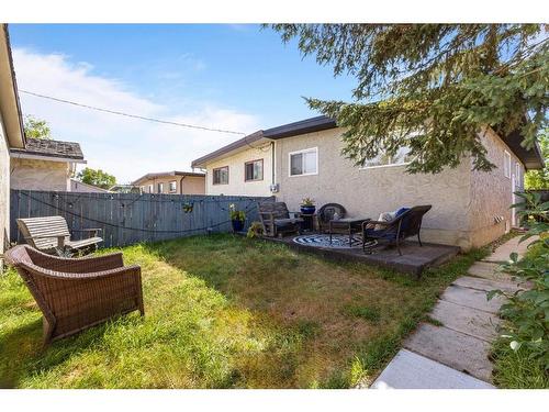 3624 67 Street Nw, Calgary, AB - Outdoor