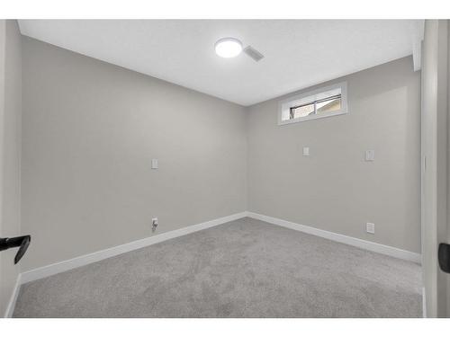 3624 67 Street Nw, Calgary, AB - Indoor Photo Showing Other Room