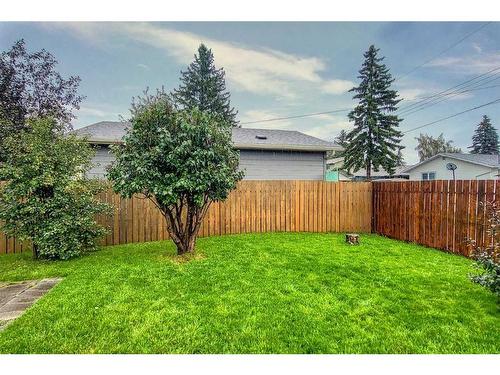 115 Queen Charlotte Place Se, Calgary, AB - Outdoor