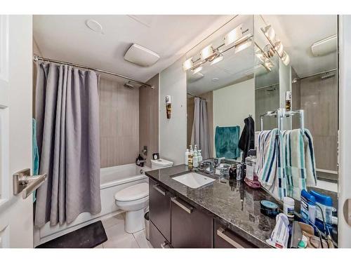 1408-225 11 Avenue Se, Calgary, AB - Indoor Photo Showing Bathroom