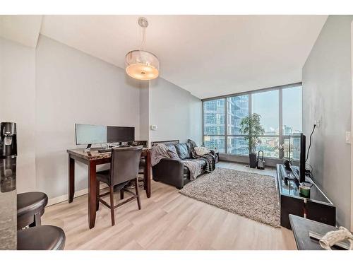 1408-225 11 Avenue Se, Calgary, AB - Indoor