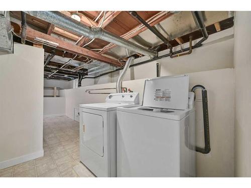 2221 26A Street Sw, Calgary, AB - Indoor Photo Showing Laundry Room