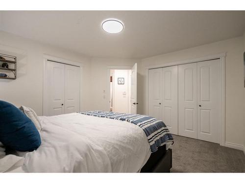 202-1920 26 Street Sw, Calgary, AB - Indoor Photo Showing Bedroom