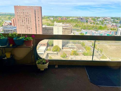 2506-221 6 Avenue Se, Calgary, AB - Outdoor With View