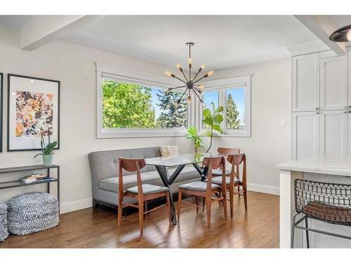 432 Strathcona Mews Sw, Calgary, AB - Indoor Photo Showing Dining Room