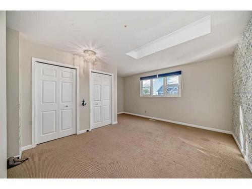 1928 29 Avenue Sw, Calgary, AB - Indoor Photo Showing Other Room