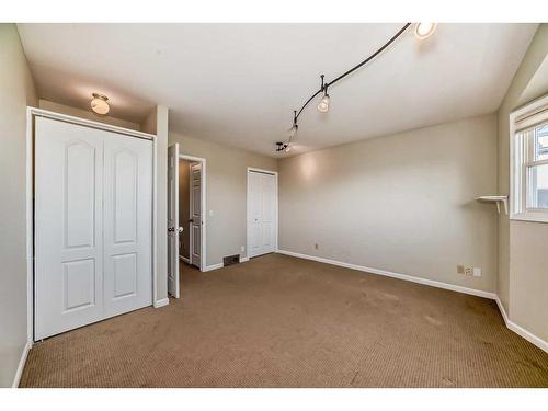 1928 29 Avenue Sw, Calgary, AB - Indoor Photo Showing Other Room