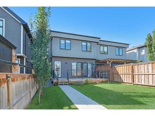 4204 19 Street Sw, Calgary, AB - Outdoor