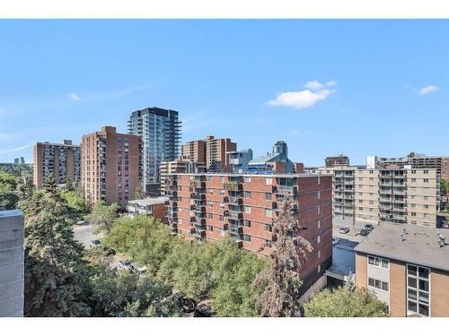 803-1225 15 Avenue Sw, Calgary, AB - Outdoor With Facade