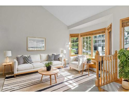 204 Cougar Point Road, Canmore, AB - Indoor Photo Showing Living Room