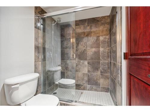 1501-1330 15 Avenue Sw, Calgary, AB - Indoor Photo Showing Bathroom