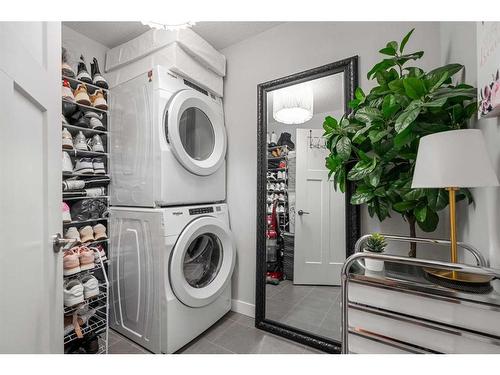 855 Cranston Avenue Se, Calgary, AB - Indoor Photo Showing Laundry Room