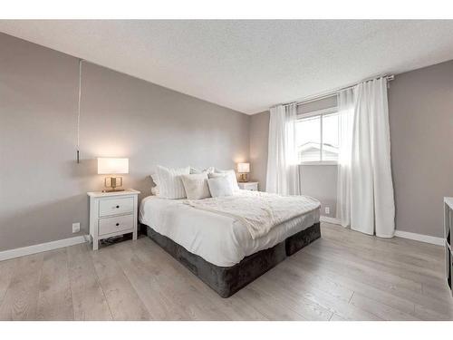 7136 Temple Drive Ne, Calgary, AB - Indoor Photo Showing Bedroom